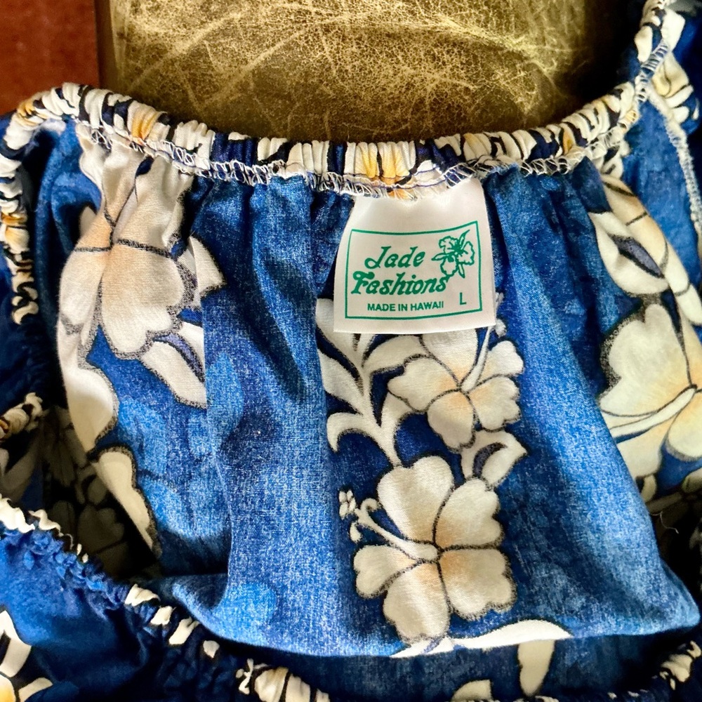 Hawaiian Mumu Maxi Dress - Picture 6 of 7